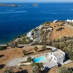 Margarita Villa
