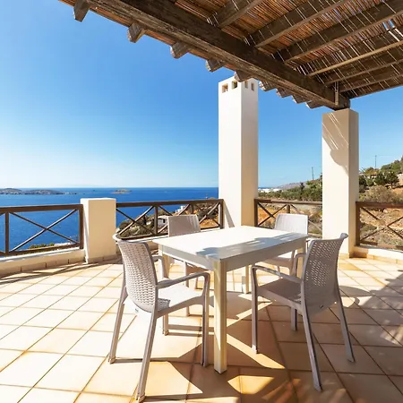 Margarita Villa